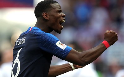 熊猫体育-凯恩更衣室香槟庆祝